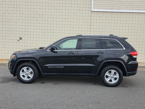 Used 2016 Jeep Grand Cherokee Laredo w/ Quick Order Package 23E AWD/4WD image 4