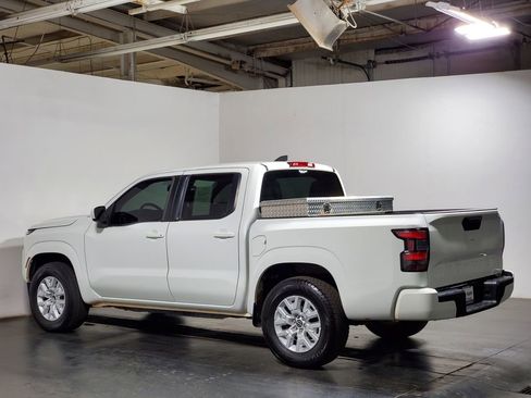 Used 2022 Nissan Frontier SV image 23