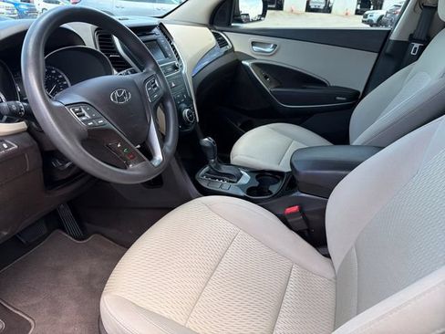 Used 2018 Hyundai Santa Fe Sport FWD image 34