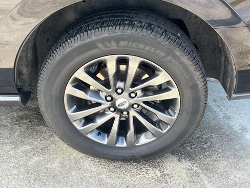 Certified 2021 Ford Expedition Limited AWD/4WD image 21