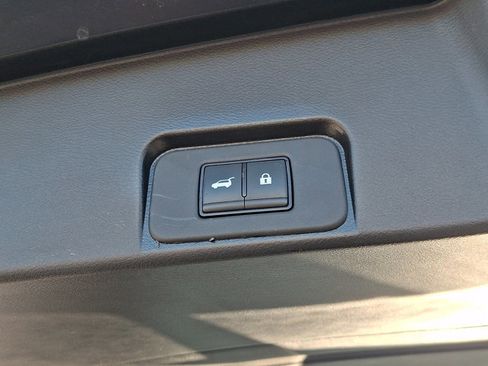 Certified 2023 Nissan Rogue SL w/ SL Premium Package image 29