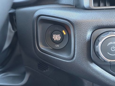 New 2026 Jeep Gladiator Sport image 19