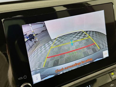 Certified 2025 Toyota Camry SE image 14