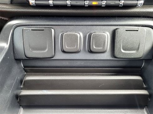 Used 2016 GMC Sierra 1500 SLT w/ SLT Premium Package image 18