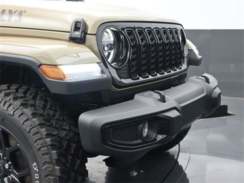 New 2026 Jeep Gladiator Willys image 29