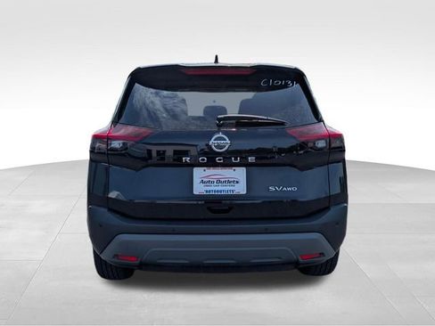 Used 2021 Nissan Rogue SV AWD/4WD image 6