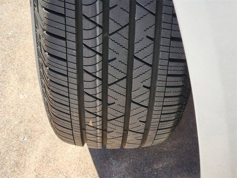 New 2026 Acura RDX SH-AWD image 11