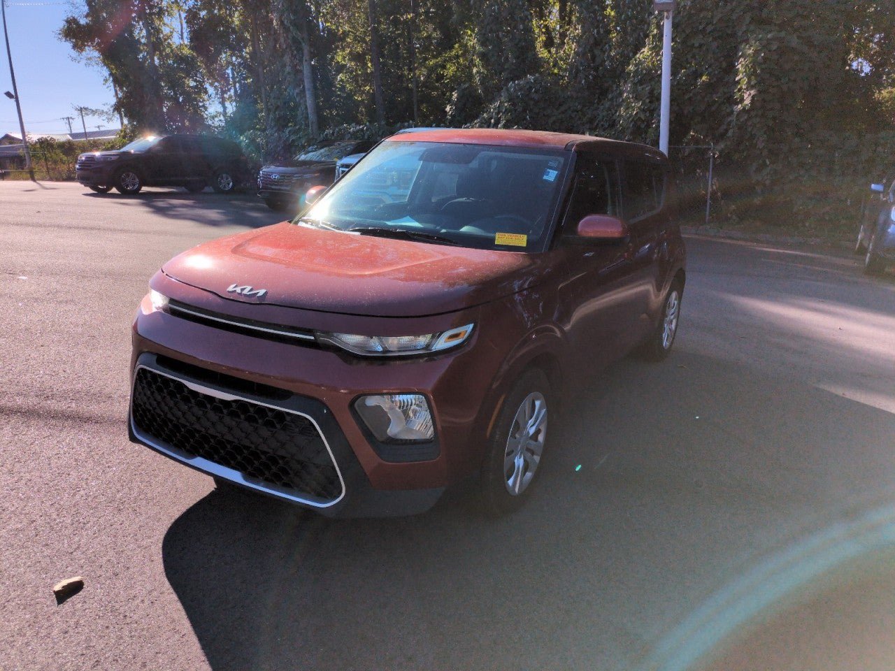 Used 2022 Kia Soul LX FWD image 2
