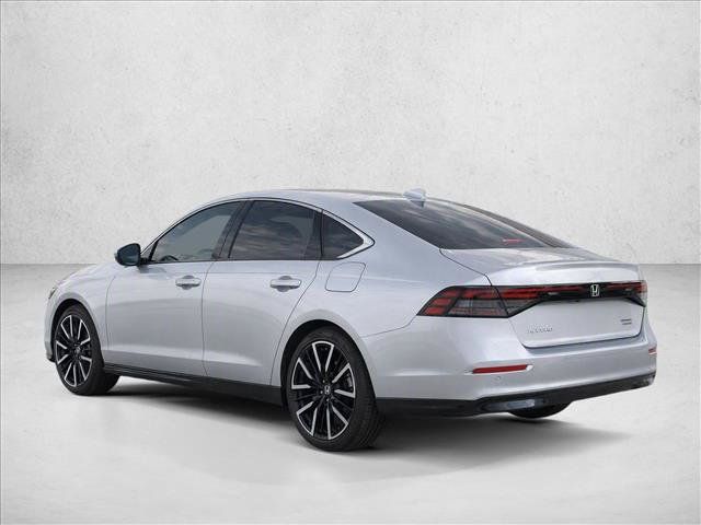 Certified 2025 Honda Accord Touring image 5