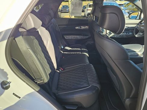 Certified 2025 Genesis GV70 3.5T Sport w/ Sport Advanced Package image 27