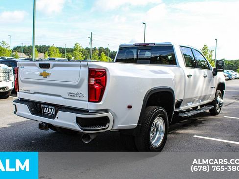 Used 2022 Chevrolet Silverado 3500 High Country image 6