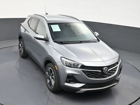 Used 2023 Buick Encore GX Select image 18