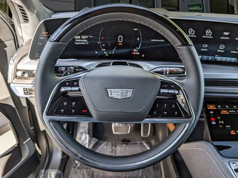 New 2026 Cadillac Vistiq Premium Luxury image 20