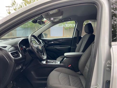 Used 2019 Chevrolet Equinox LT image 5