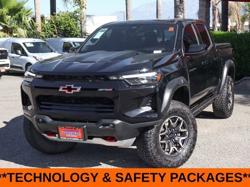 Used 2024 Chevrolet Colorado ZR2 w/ ZR2 Convenience Package III AWD/4WD image 4