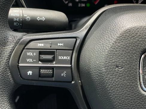 Certified 2025 Honda CR-V EX image 15