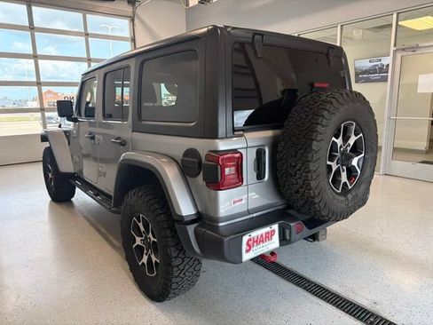 Used 2021 Jeep Wrangler Unlimited Rubicon AWD/4WD image 6