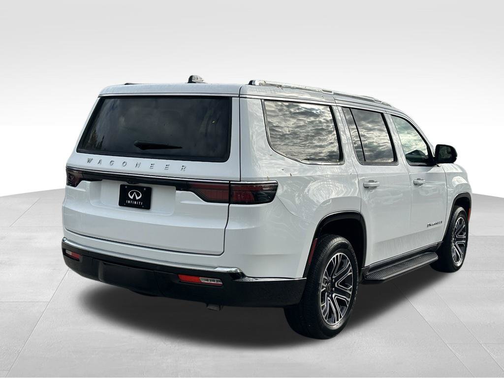 Used 2025 Jeep Wagoneer Series II AWD/4WD image 8