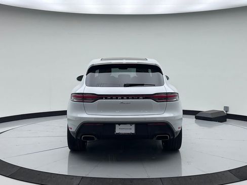 Used 2025 Porsche Macan image 8