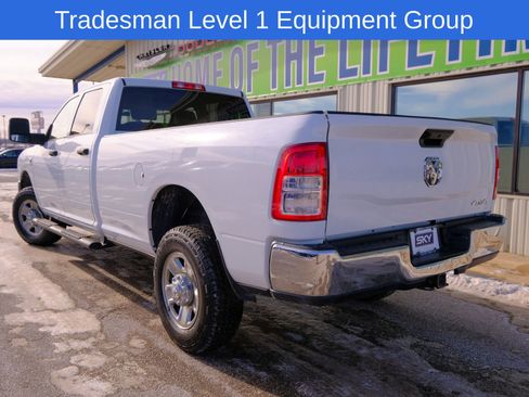 Used 2024 RAM 2500 Tradesman w/ Chrome Appearance Group image 6
