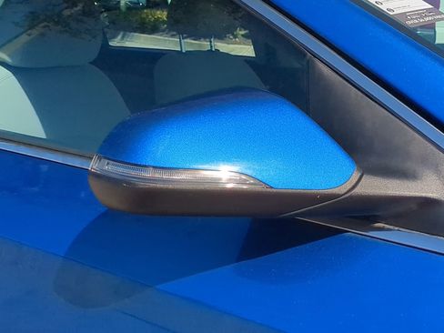 Used 2018 Hyundai Sonata SEL w/ Winter Weather Package image 12