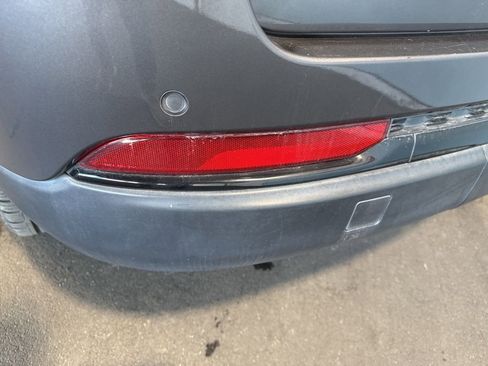 Used 2023 Jeep Grand Cherokee Altitude image 11