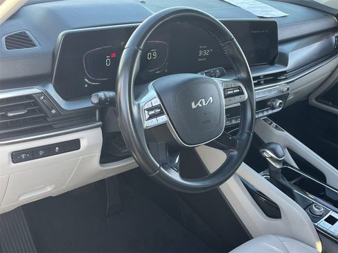Used 2024 Kia Telluride S w/ S Sunroof Package image 17