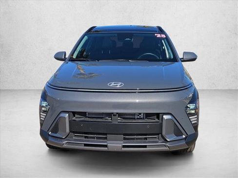 Certified 2025 Hyundai Kona Limited image 8