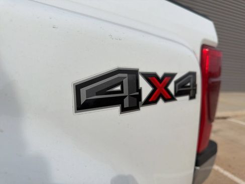 Used 2022 Ford F450 XLT AWD/4WD image 13