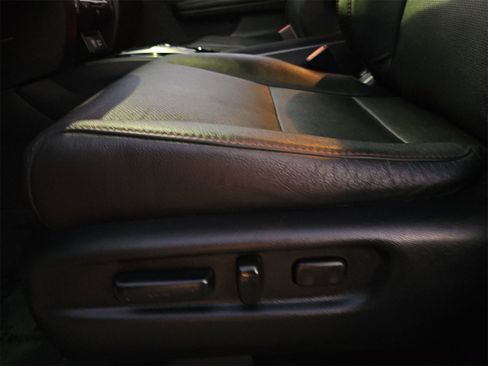 Used 2022 Honda Pilot Black Edition image 32