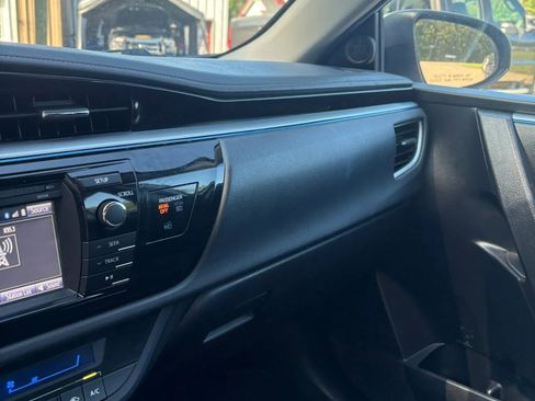 Used 2015 Toyota Corolla S FWD image 20