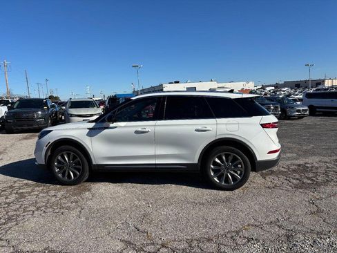 Used 2022 Lincoln Corsair FWD w/ Premium Package image 11