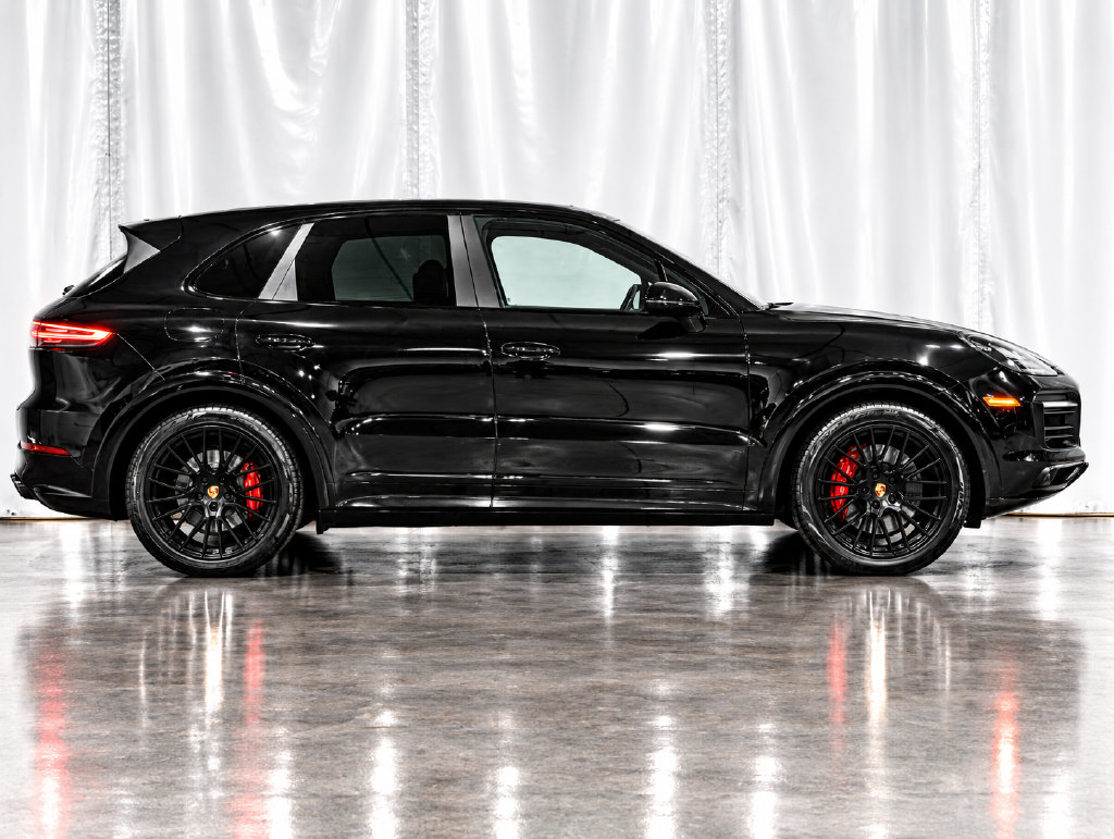 Used 2021 Porsche Cayenne GTS AWD/4WD image 7