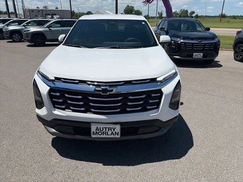 New 2026 Chevrolet Equinox LT AWD/4WD image 9