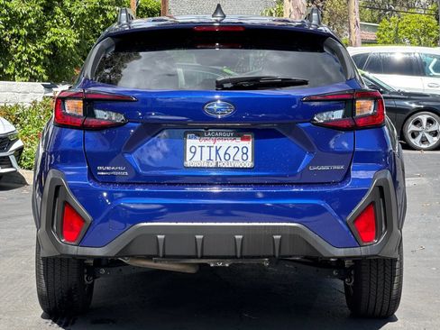 Used 2025 Subaru Crosstrek 2.0i Premium w/ Crosstrek Mirror Package image 5