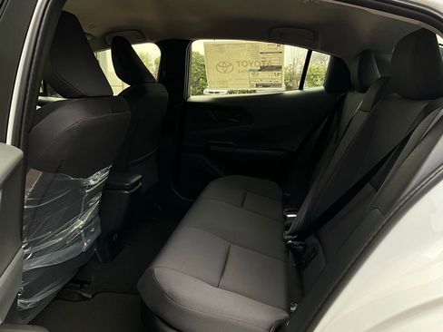 New 2026 Toyota Prius LE image 10