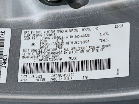Used 2026 Toyota Tundra Limited RWD image 30