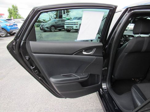 Used 2019 Honda Civic Sport image 24