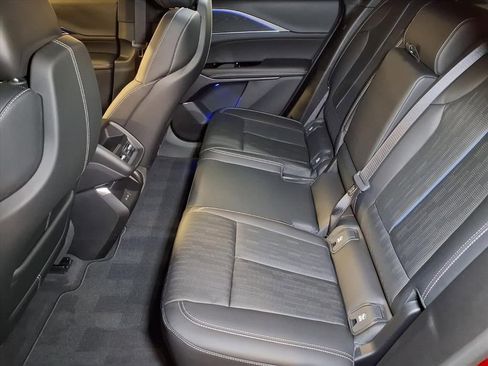 Certified 2025 Cadillac Lyriq Sport RWD image 18