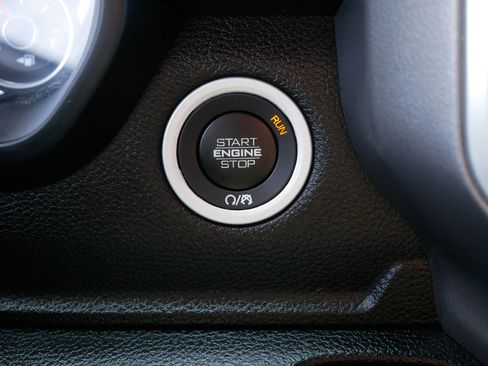 Certified 2022 RAM 1500 Big Horn image 28