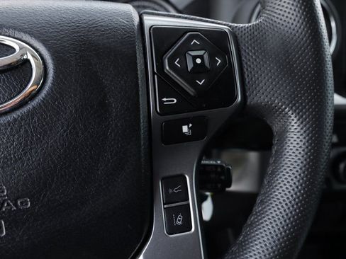 Used 2022 Toyota Tacoma SR5 w/ Technology Package image 23