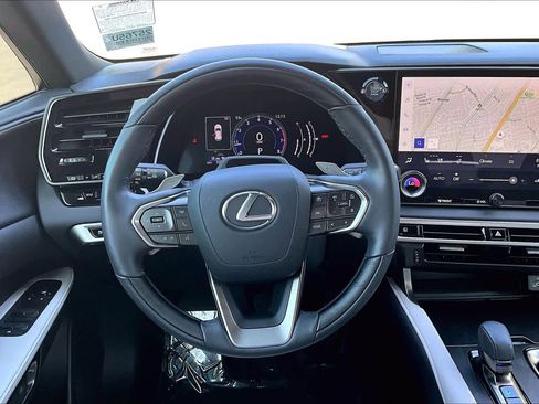 Used 2024 Lexus RX 350 Premium image 8