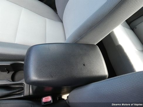 Used 2019 Toyota Corolla L FWD image 33