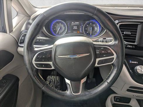 Used 2020 Chrysler Voyager LX w/ Cold Weather Group image 13