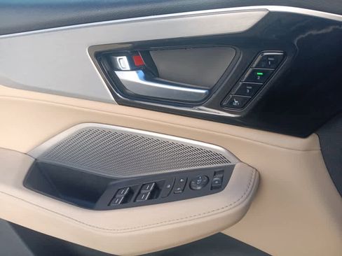 Used 2023 Acura MDX SH-AWD image 16