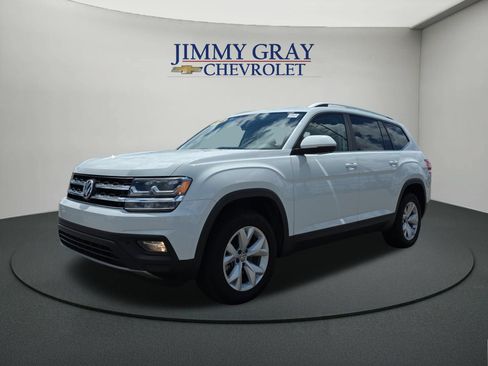 Used 2018 Volkswagen Atlas SE FWD image 1