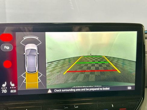 Certified 2023 Volkswagen ID.4 Pro S AWD/4WD image 17