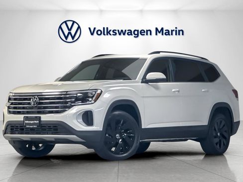 New 2026 Volkswagen Atlas SE image 1