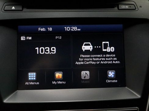 Used 2017 Hyundai Santa Fe Sport image 3