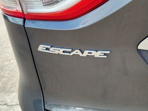 Used 2016 Ford Escape Titanium w/ Equipment Group 301A FWD image 22